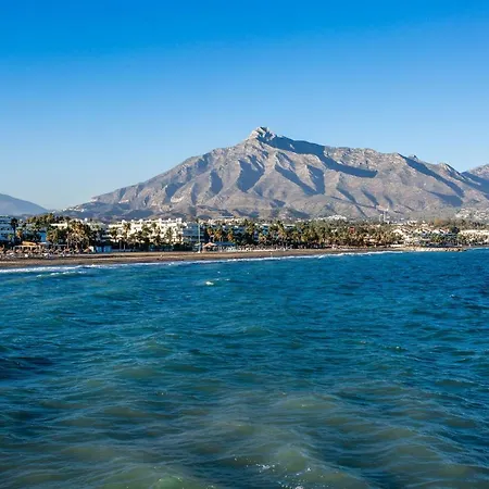 By Riva - Amazing View, In Medina Garden Of Puerto Banus アパート マルベーリャ
